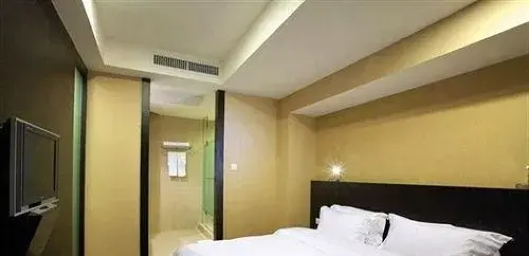 Heze Peace Hotel