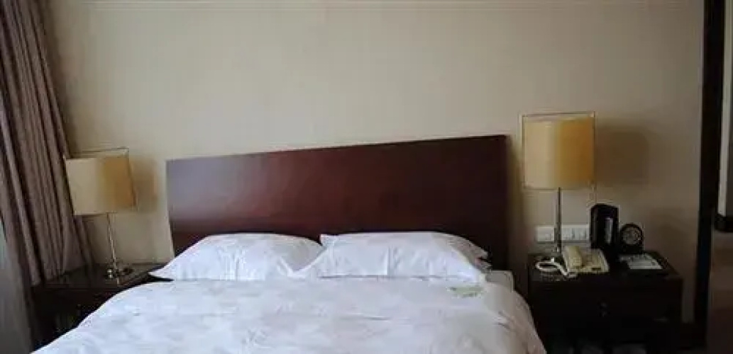 Yingkou Guomao Hotel