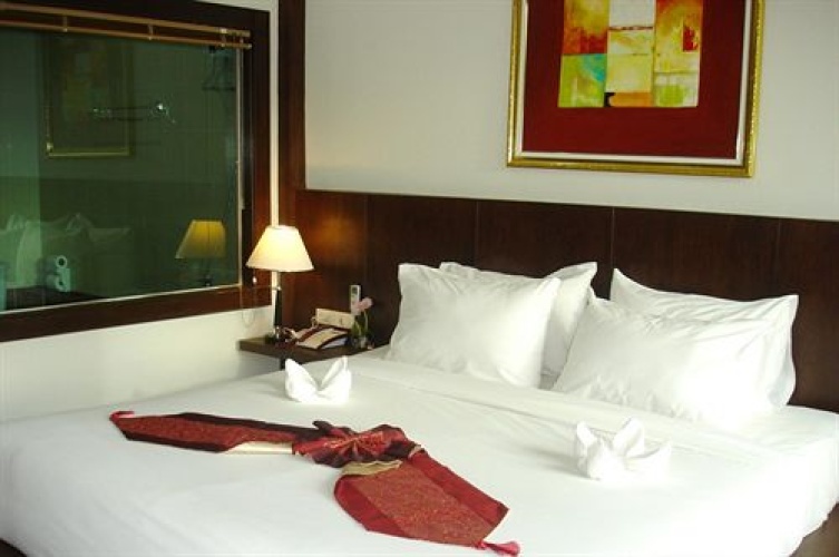 Deluxe room with balcony and with view