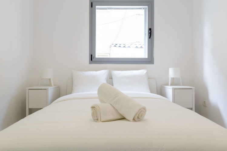 3 Bedrooms Apartment