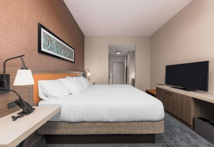 Double room with city view