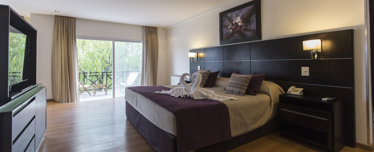 Deluxe Double Suite