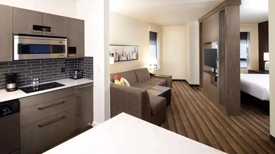Corner Double Studio Kitchen Suite