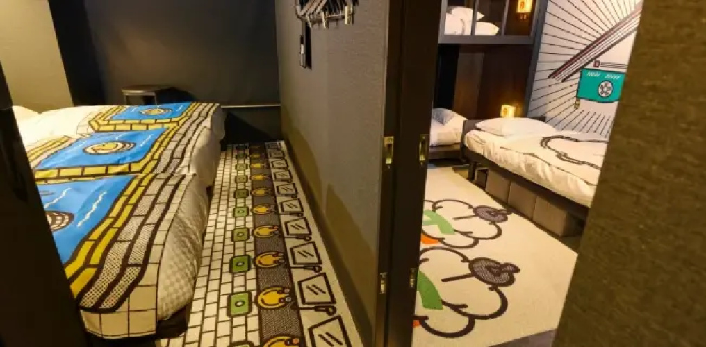 Connecting room