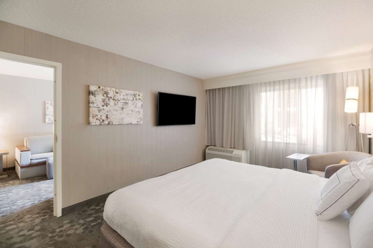 Sonesta Select Huntington Beach Fountain Valley photo 8