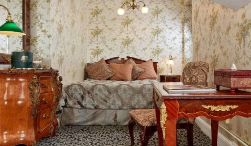Victorian Double room