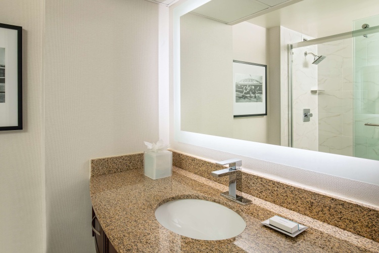 Hilton Greenville photo 14