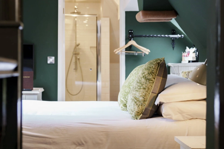 Snug Double room