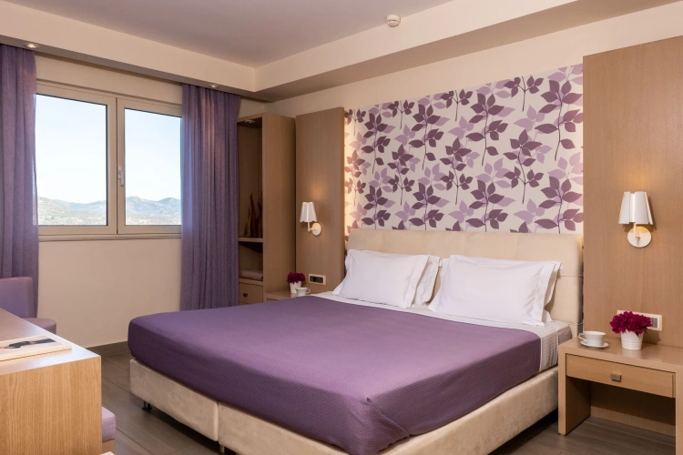 Superior Double Suite with panoramic sea view