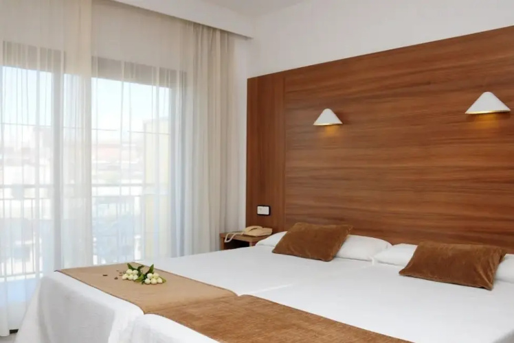 Twin room
