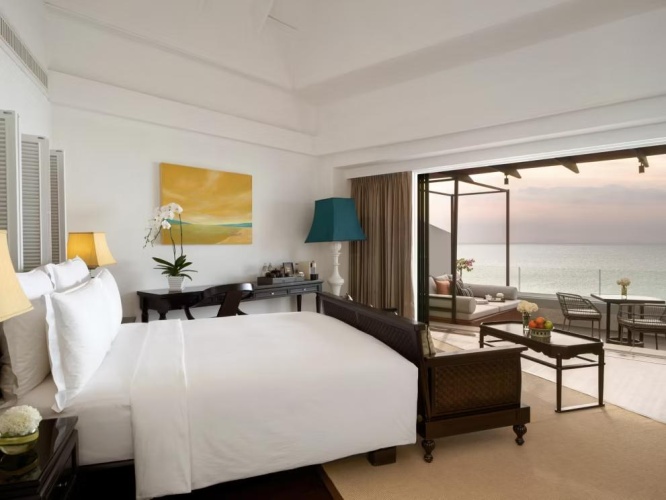 Club Double room with ocean view