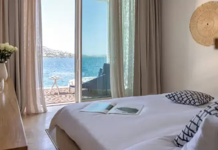 2 Bedrooms Panoramic Suite with sea view