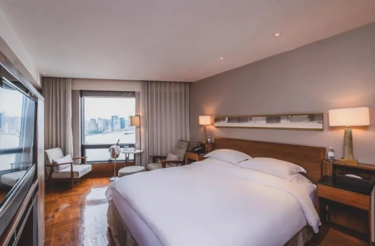 Liang Bund Double Suite with river view