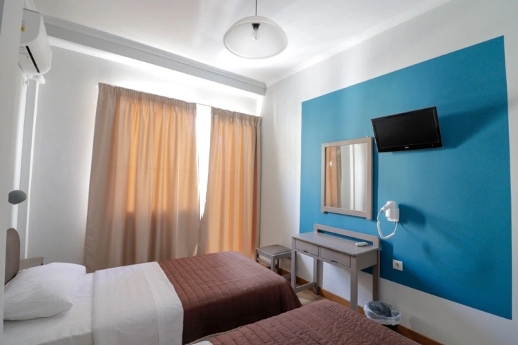 Twin room
