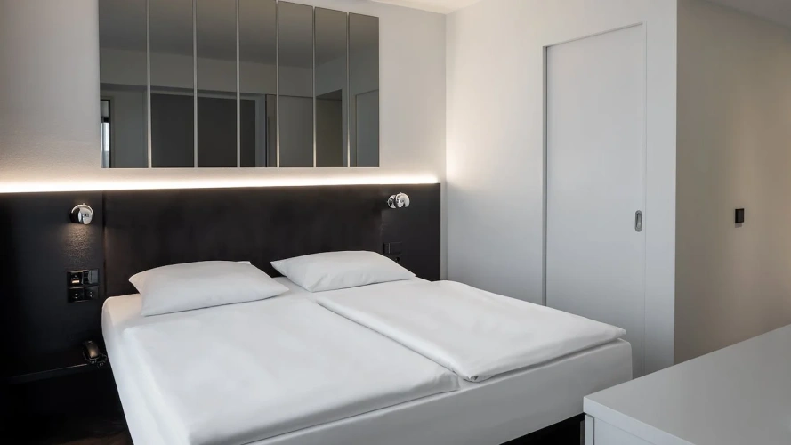 Business Double Apartment