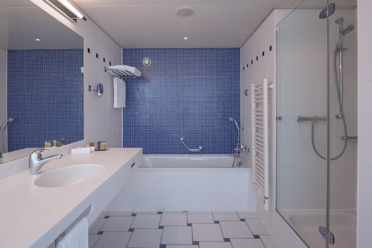 Hilton Geneva Hotel & Conference Centre photo 7