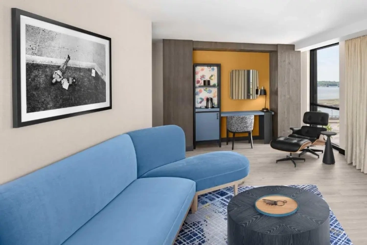 Premier Double Suite with river view
