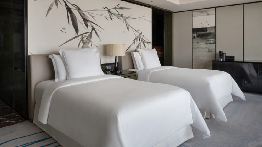 Deluxe Twin Suite Canton Tower View