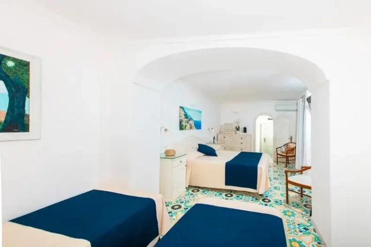 Superior Triple room with sea view