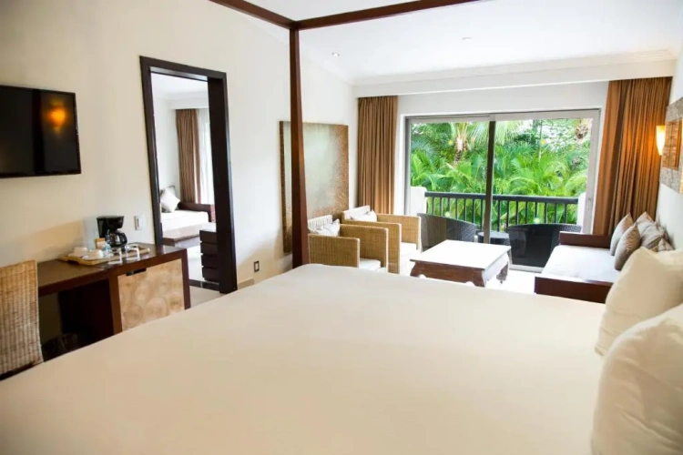 1 Bedroom Royal Elite Double Suite