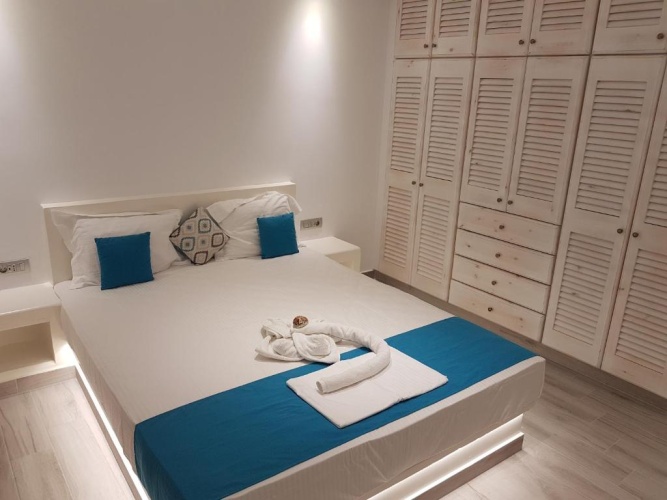 3 Bedrooms Apartment with sea view
