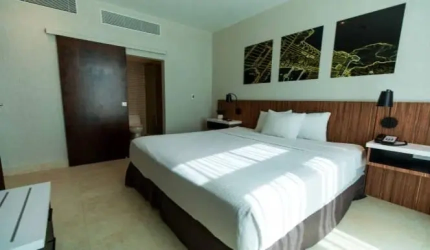 Plaza Quadruple Suite