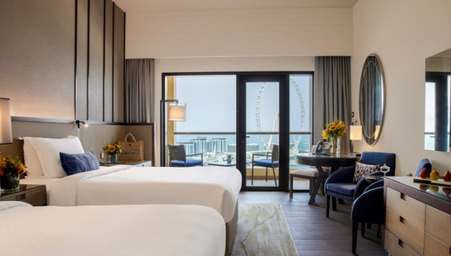 Ain Dubai Twin room with balcony and with sea view