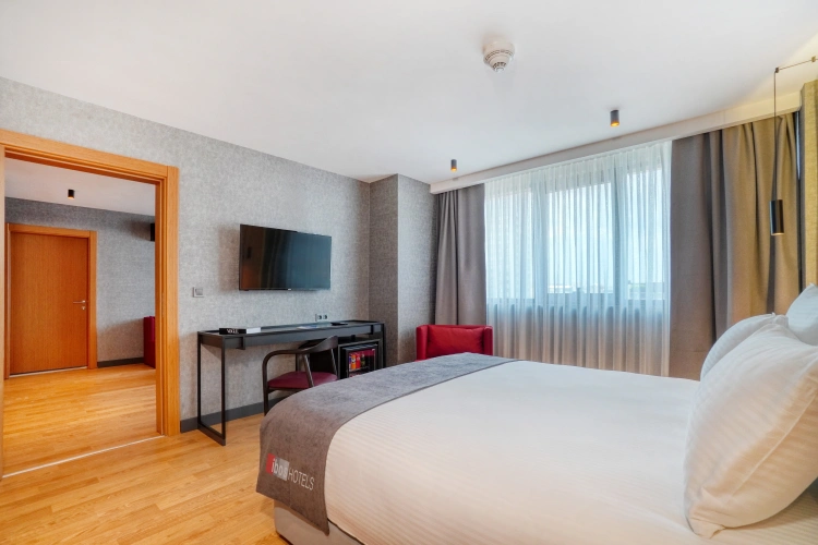 Premium Suite