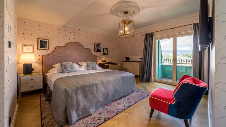 Superior Double room with balcony and with city view