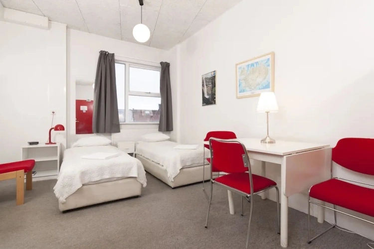 Twin room