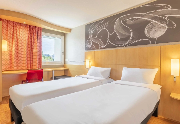 Twin room