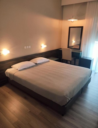 Standard Double room with city view