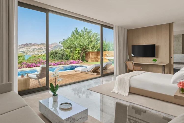 Private Pool Tilkicik Bay Double Suite with sea view