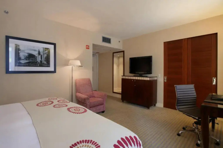 Millennium Hotel Knickerbocker Chicago