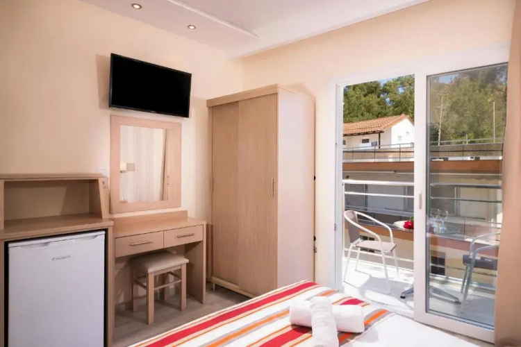 Star Bay Luxury Hotel