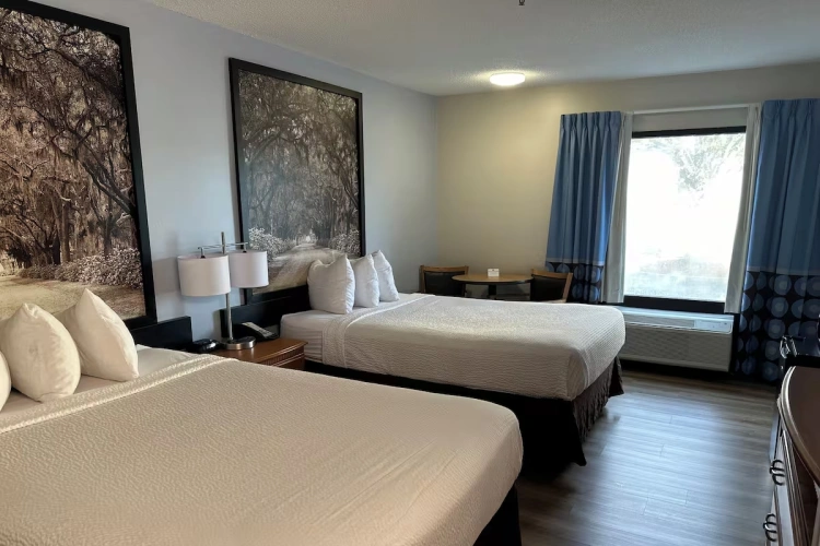 Quadruple room