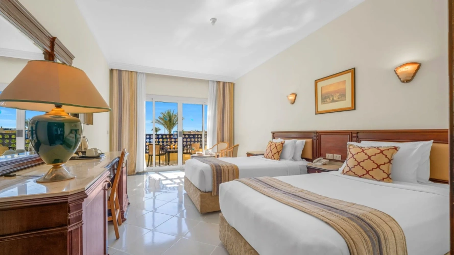 Standard Double room with garden view