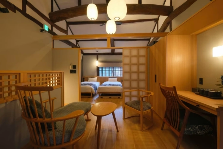 Western-Style room
