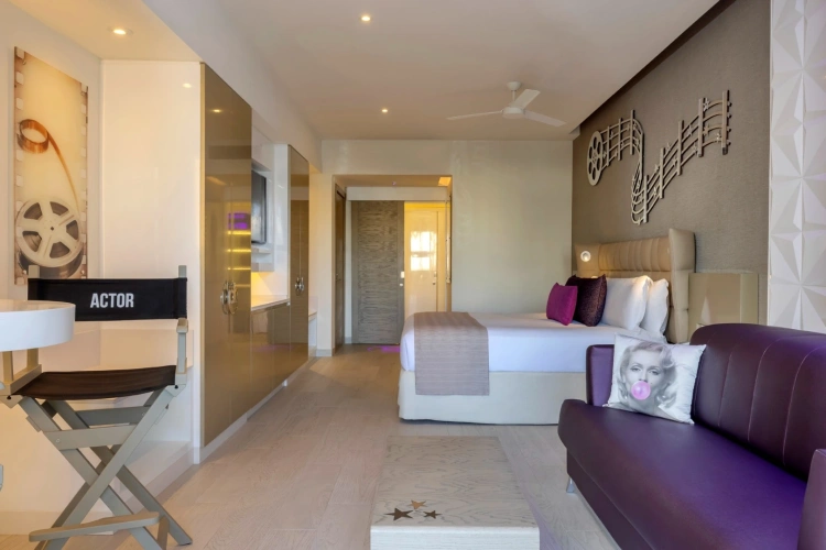 Swim Out Double Junior Suite