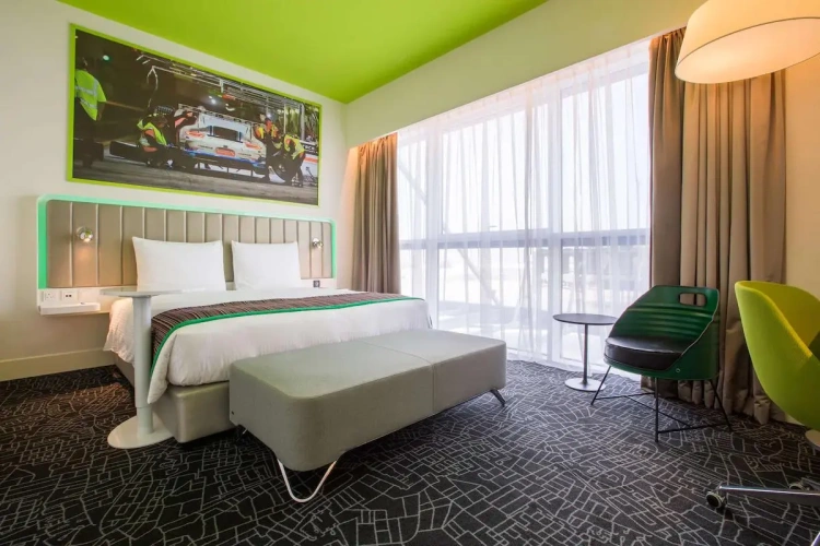 Double Junior Suite with Autodrome Track view