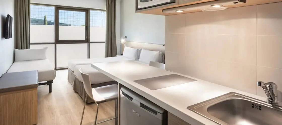 Triple room