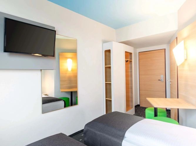 Twin room