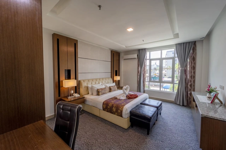 Double Suite Room