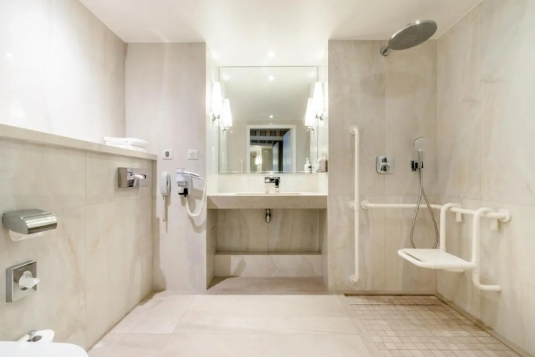 Holiday Inn Nice - Saint Laurent du Var photo 12
