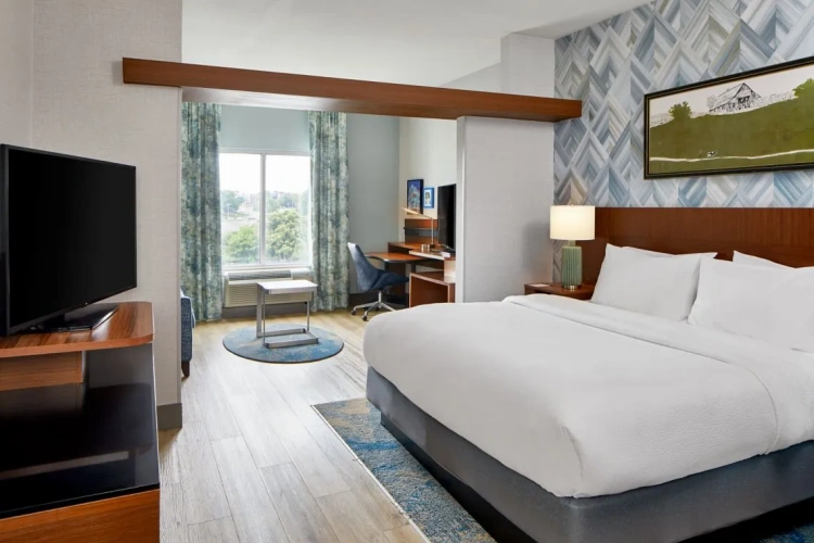 Accessible Double Suite