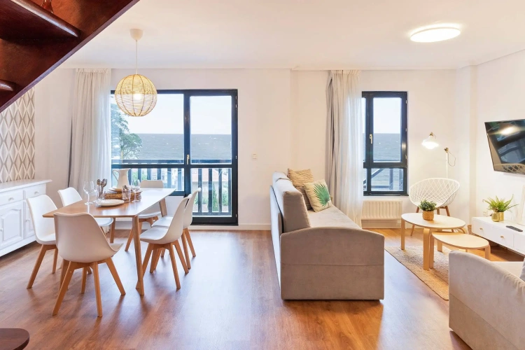 Superior Duplex Apartment with sea view