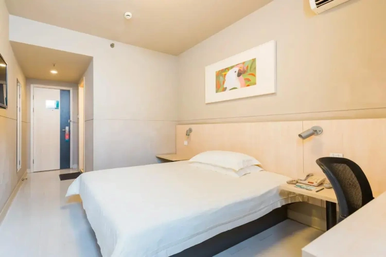 Special Offer Business No Window Zero Pressure Double room