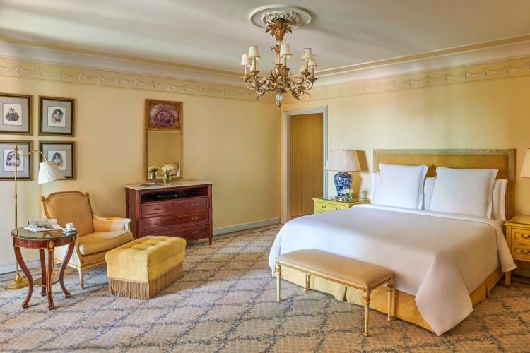 Superior Double room with city view
