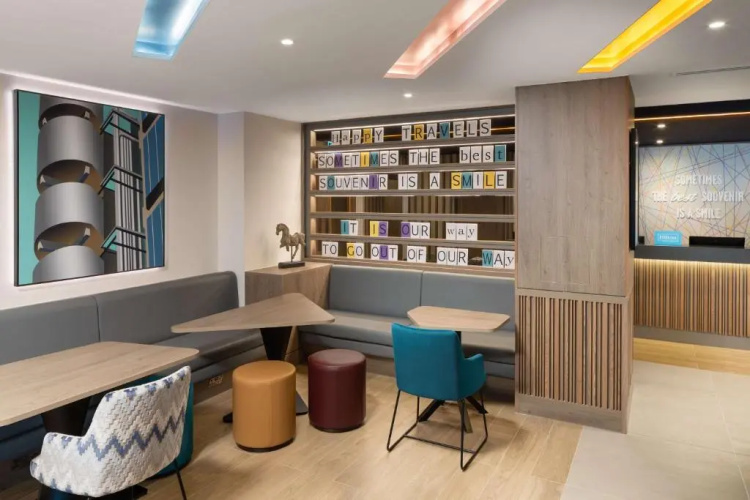 Hampton by Hilton London City photo 28