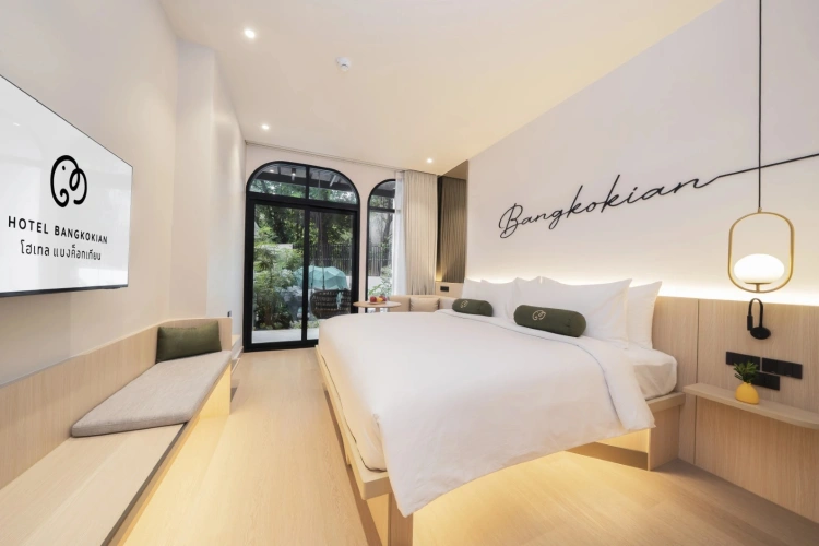 Terrace Double room with park view